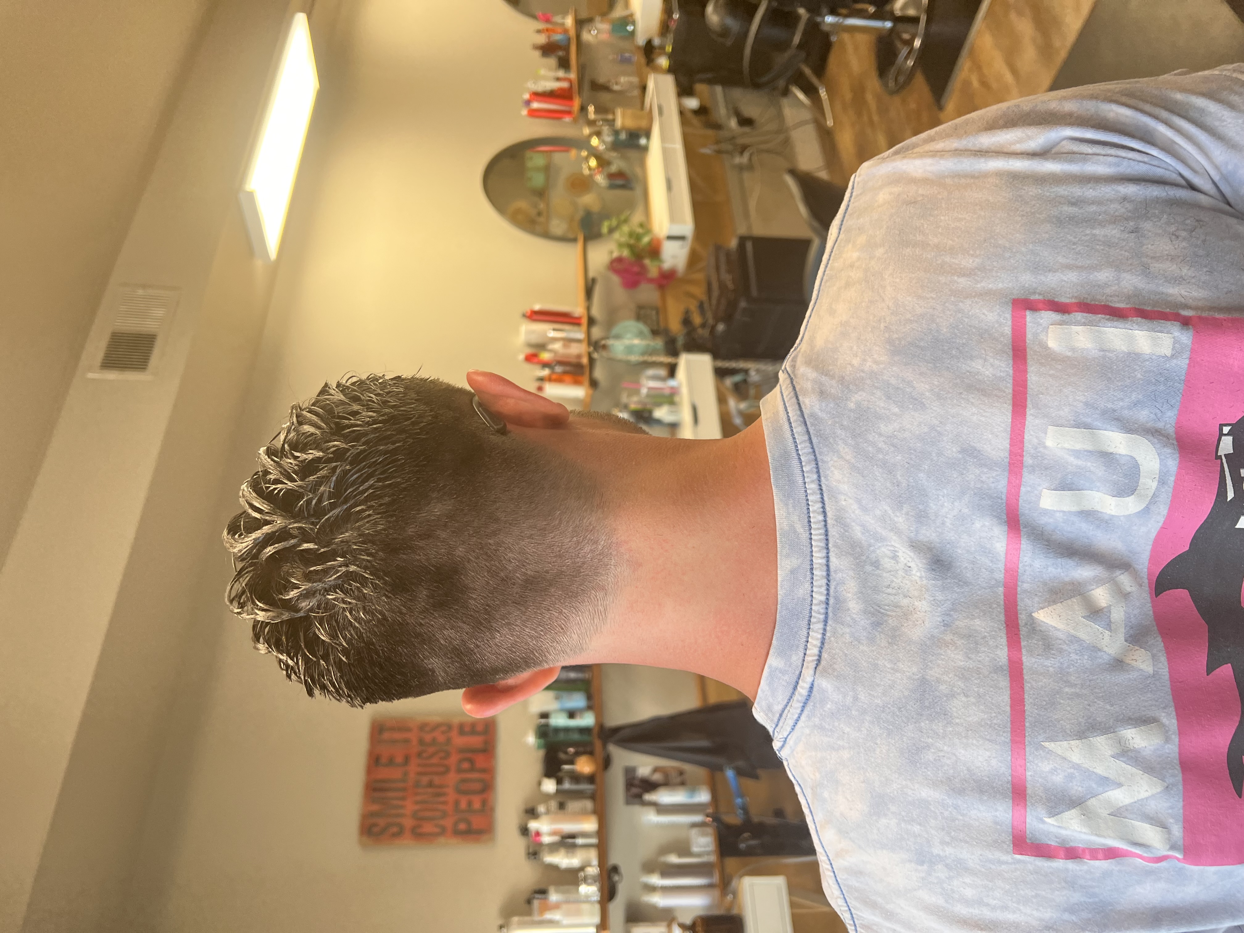 Textured men's cut